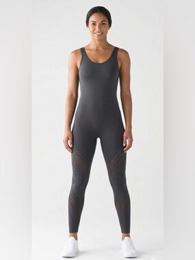 Lululemon Reveal Onesie *Digi Rain in Graphite Grey 4 Jumpsuit Mesh Holes